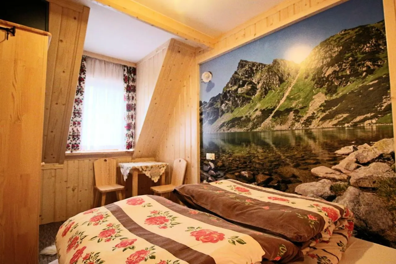 Goralski Domek Walus Zakopane - Scisle Centrum - Jedyny Domek Na Krupowkach 0*,  Poland